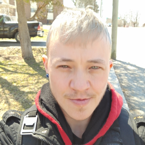 Meet your Posher, Shay - Picture 4 of 4